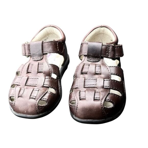 Stride Rite Harper Leather Boys Fisherman Sandal Brown Size 4XW Closed Toe - Picture 2 of 14
